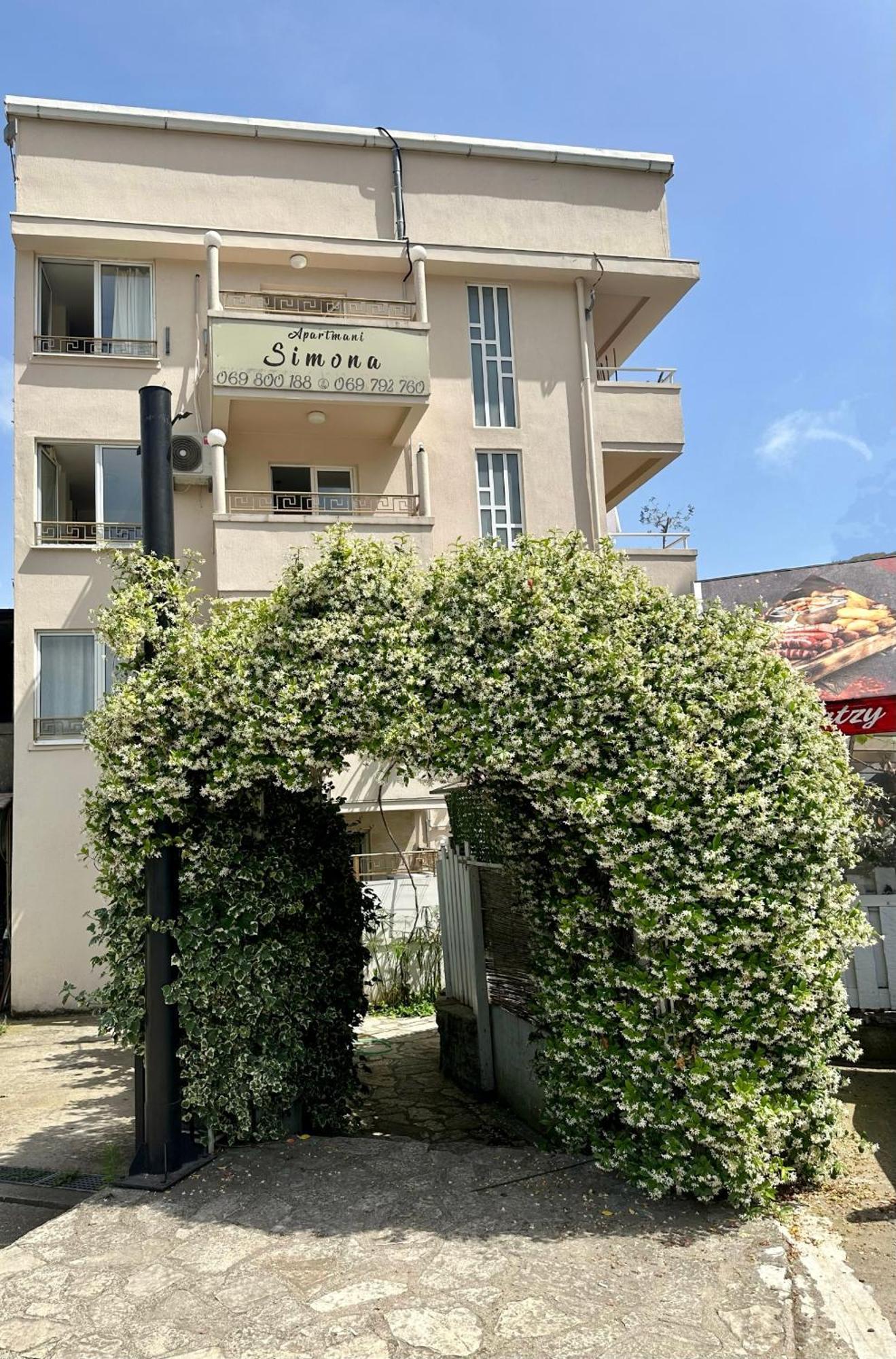Apartmani Simona Budva Buitenkant foto